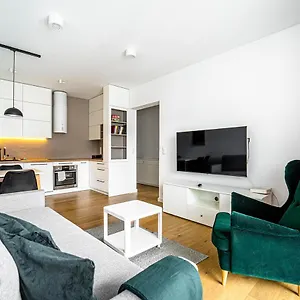 Grochowska Free Parking Apartament